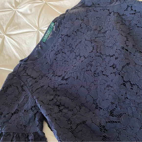 Lauren Ralph Lauren Navy Blue Floral Lace 3/4 Bell Sleeve Blouse Size Small - Picture 5 of 6